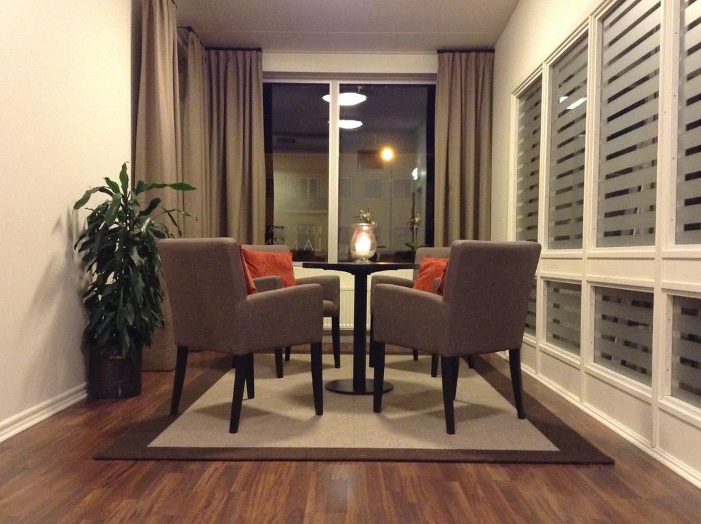 Herrljunga Hotell ภายนอก รูปภาพ